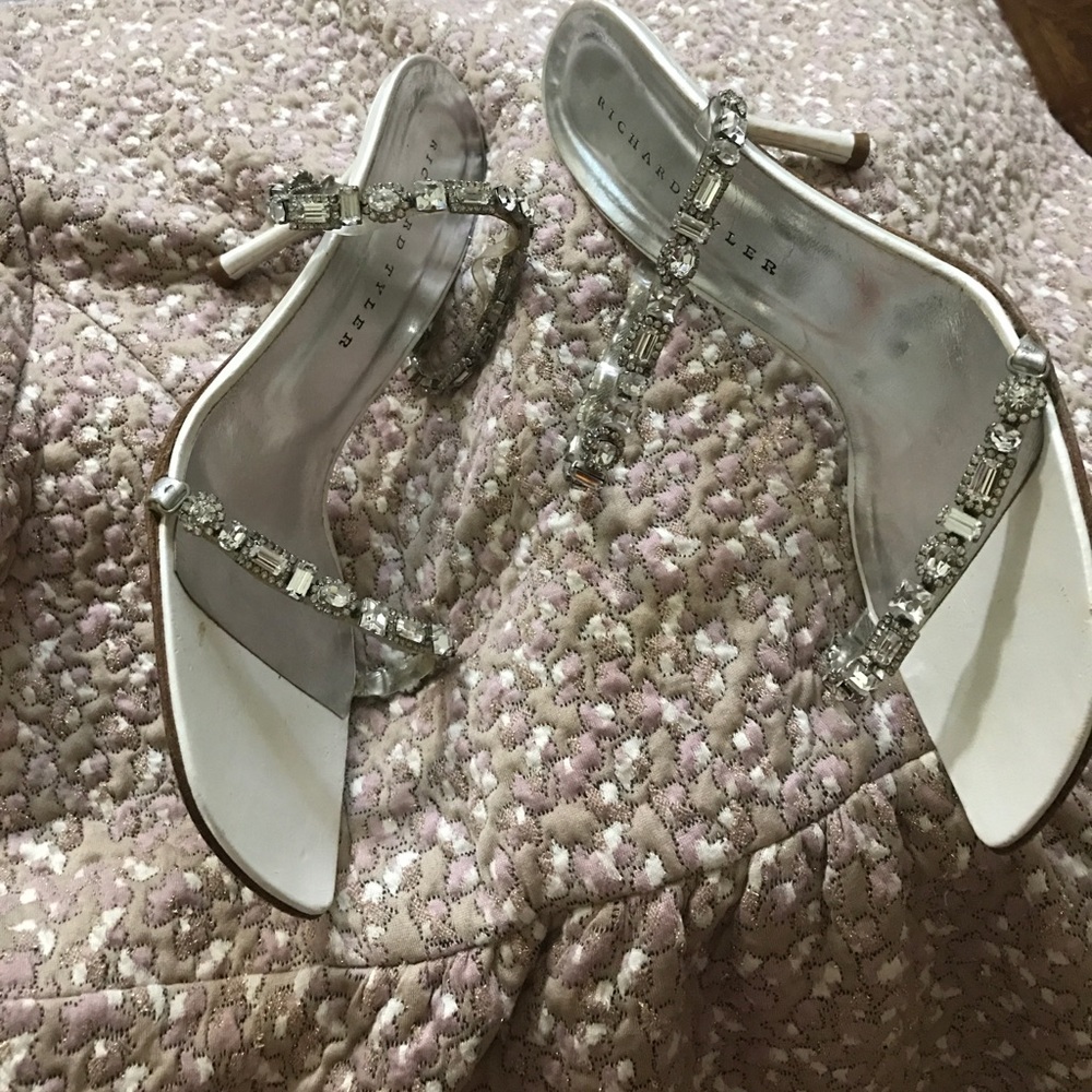 Richard Tyler Sandals Crystals Sz 9 made in Italy