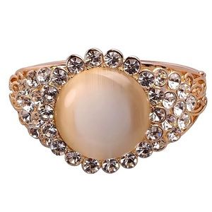 CLOSET CLOSING - Statement Bracelet