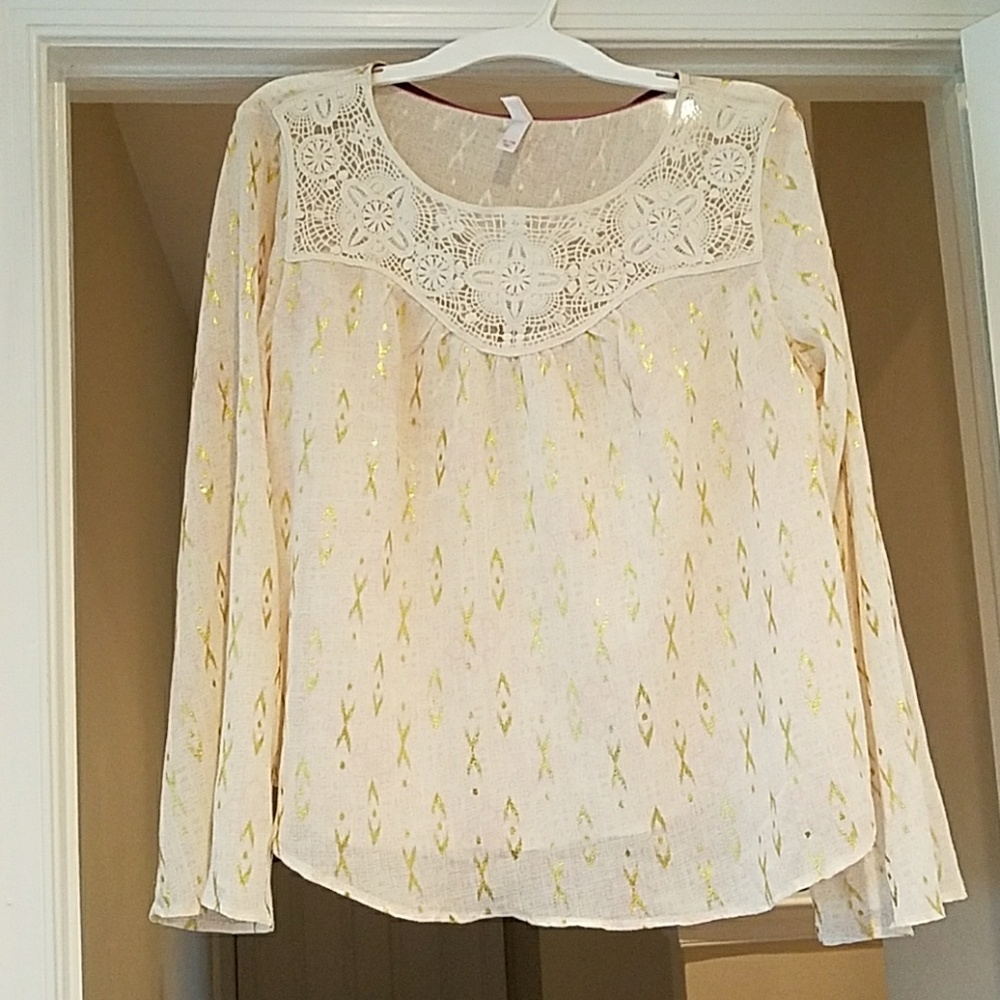 Pink gold and cream colores blouse, worn once