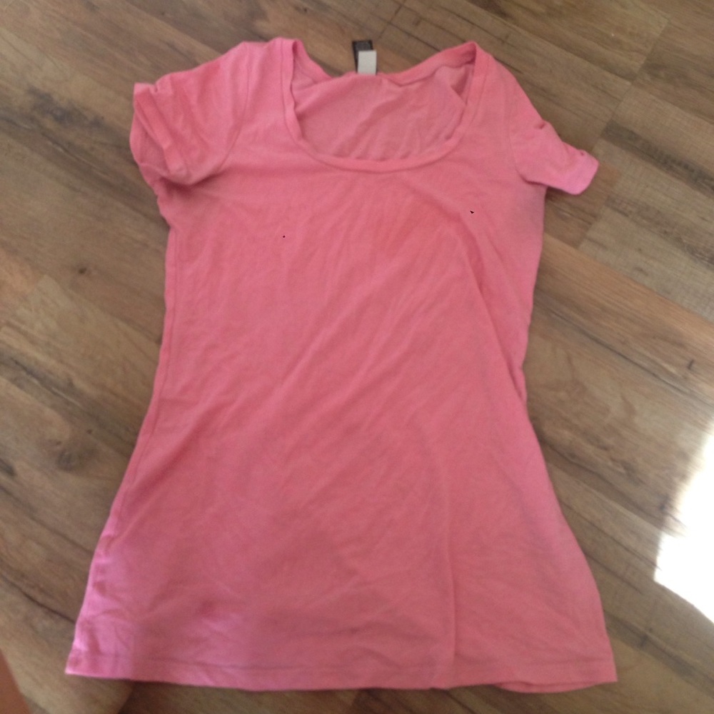 Pink shirt - Picture 1 of 2
