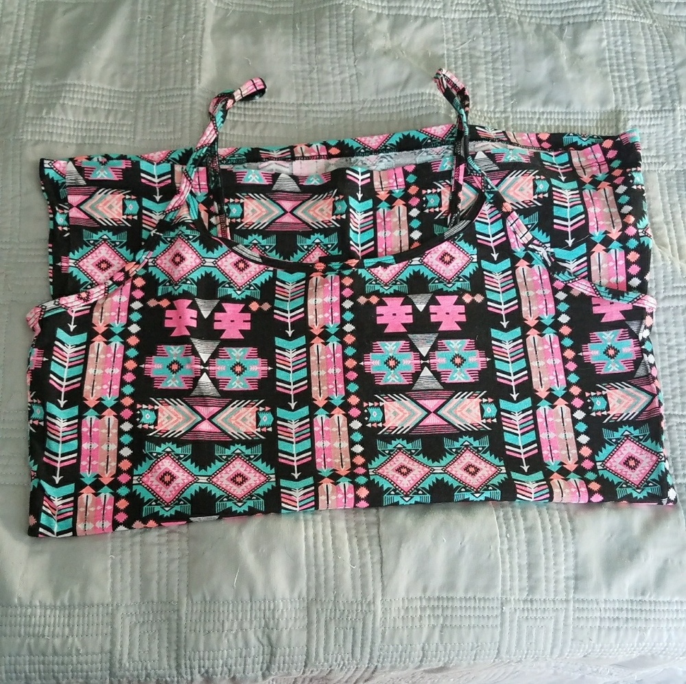 Bundle of Camis! - Picture 5 of 8