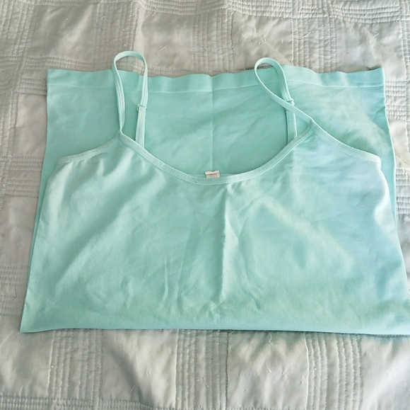 Bundle of Camis! - Picture 3 of 8