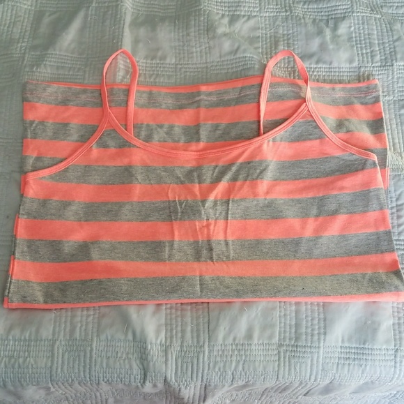 Bundle of Camis! - Picture 4 of 8