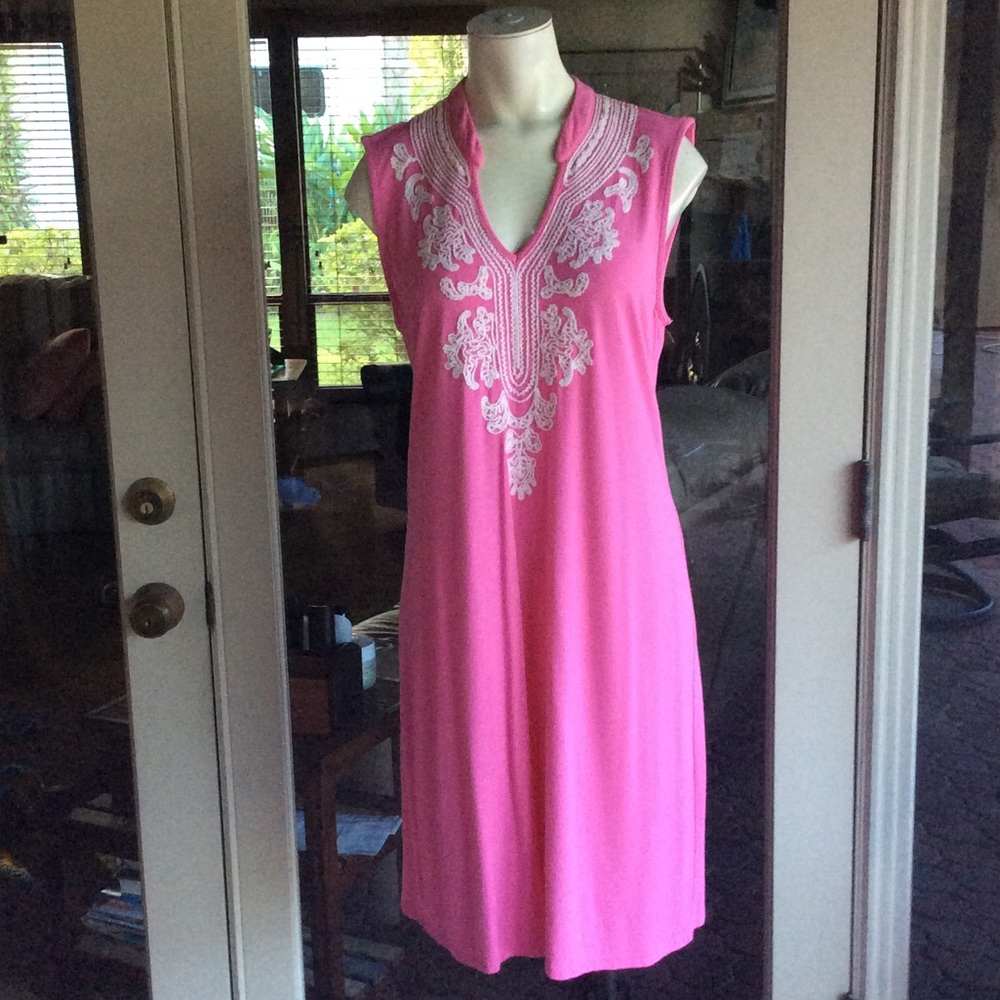 Cute and comfortable pink shift dress🌸🌷
