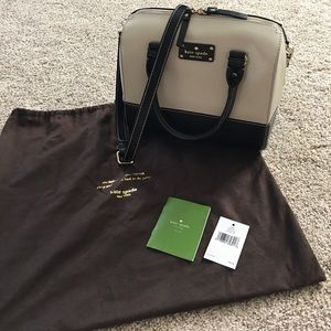 Kate Spade ♠️ beautiful purse - black and cream