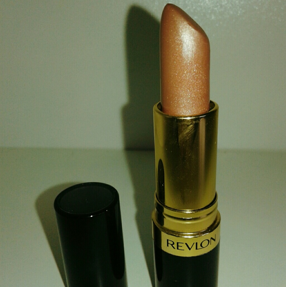 NEW Revlon Nude Lustrous Lipstick