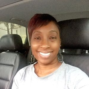 Meet your Posher, Rolanda