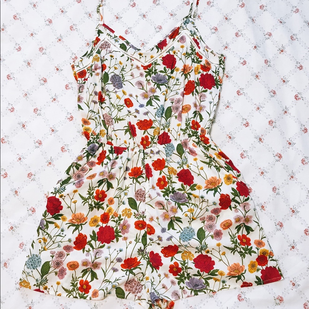 ⭐️ Floral Romper ⭐️