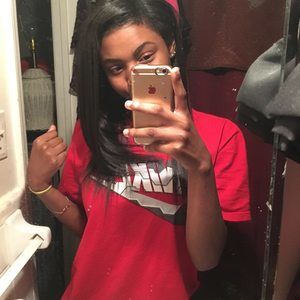 Meet your Posher, Kaylaa