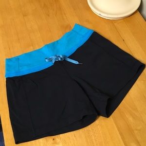 Vintage Lululemon drawstring shorts size 4