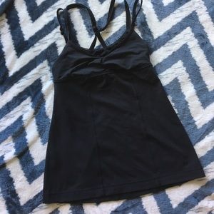 ✨super reduced!✨ Lululemon Tank size 4