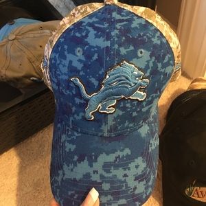 Brand new Detroit Lions New Era Military hat