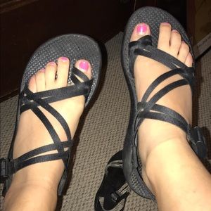 Black chacos
