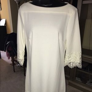 Lace trimmed dress by Beige / Eci