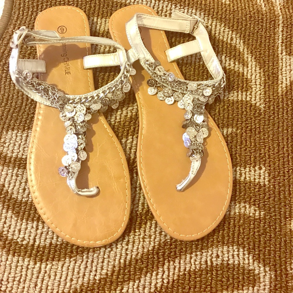 Cute summer sandals! Size 9