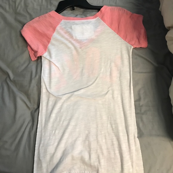 Tee-Shirt - Picture 3 of 3