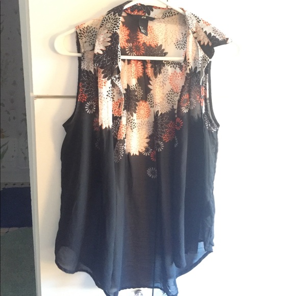 H&M black blouse - Picture 2 of 3