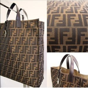 Fendi Tote 🚫SOld🚫