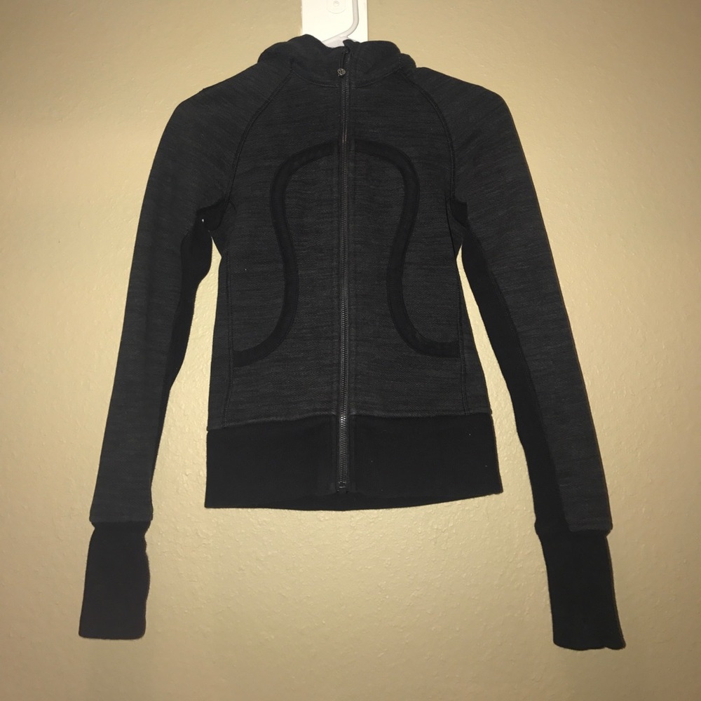 Lululemon jacket w/ hood