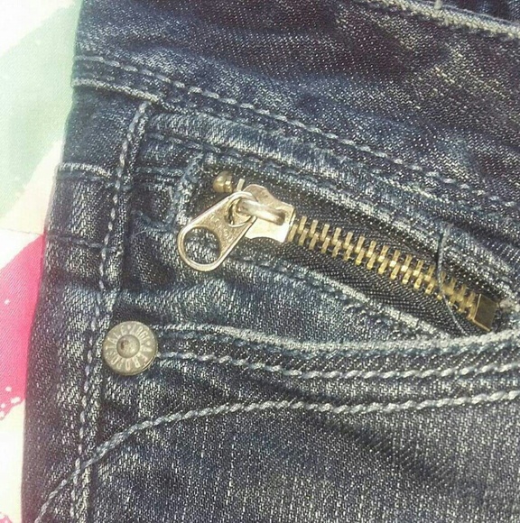 SOLD - Picture 3 of 4