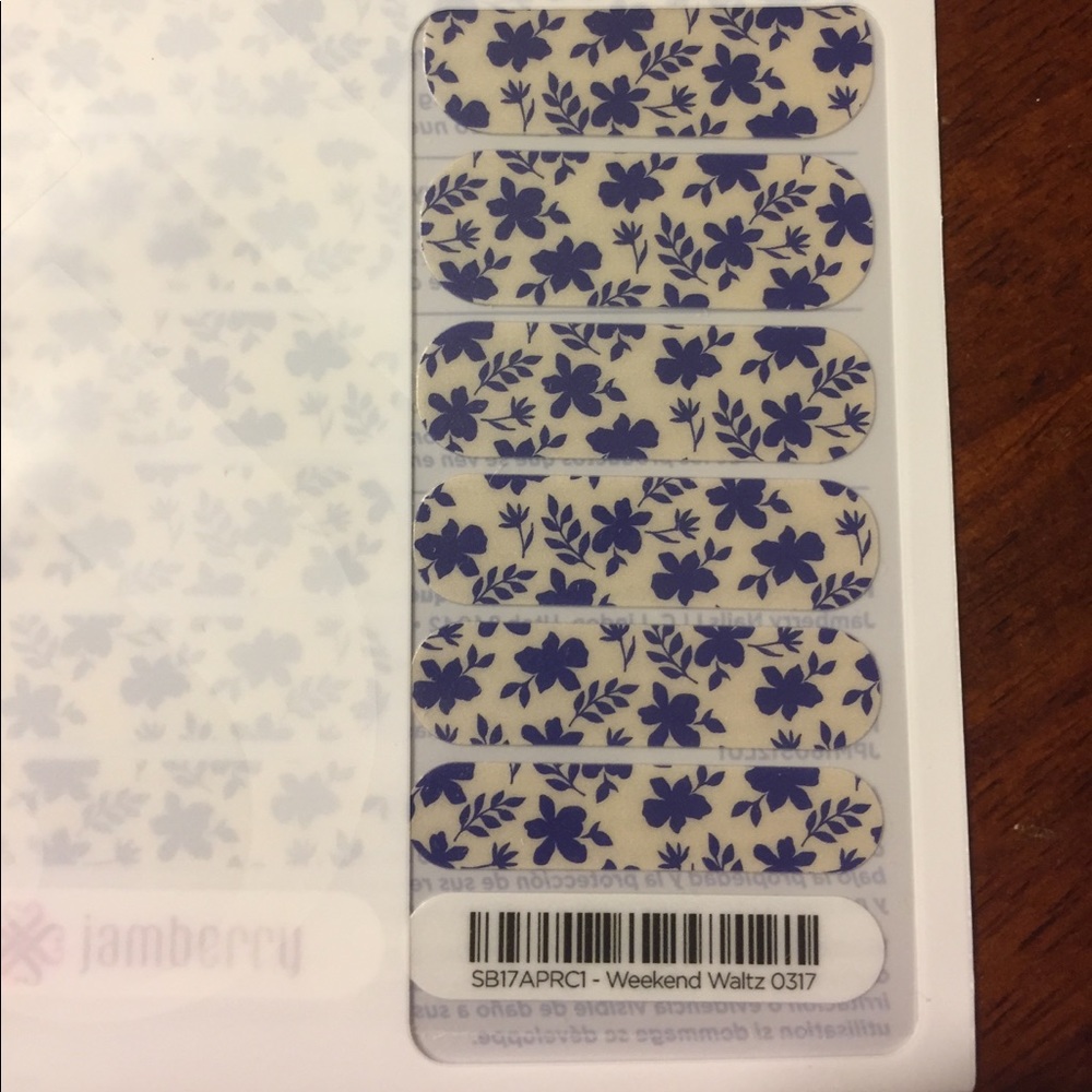 Jamberry - Picture 2 of 2