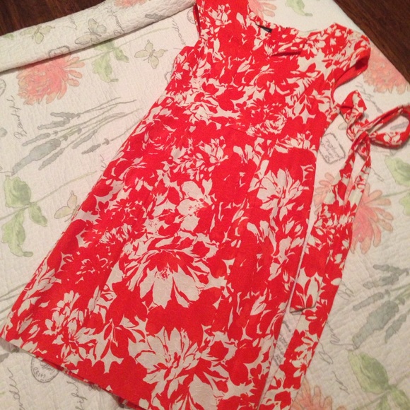 Preloved dress - Picture 1 of 4