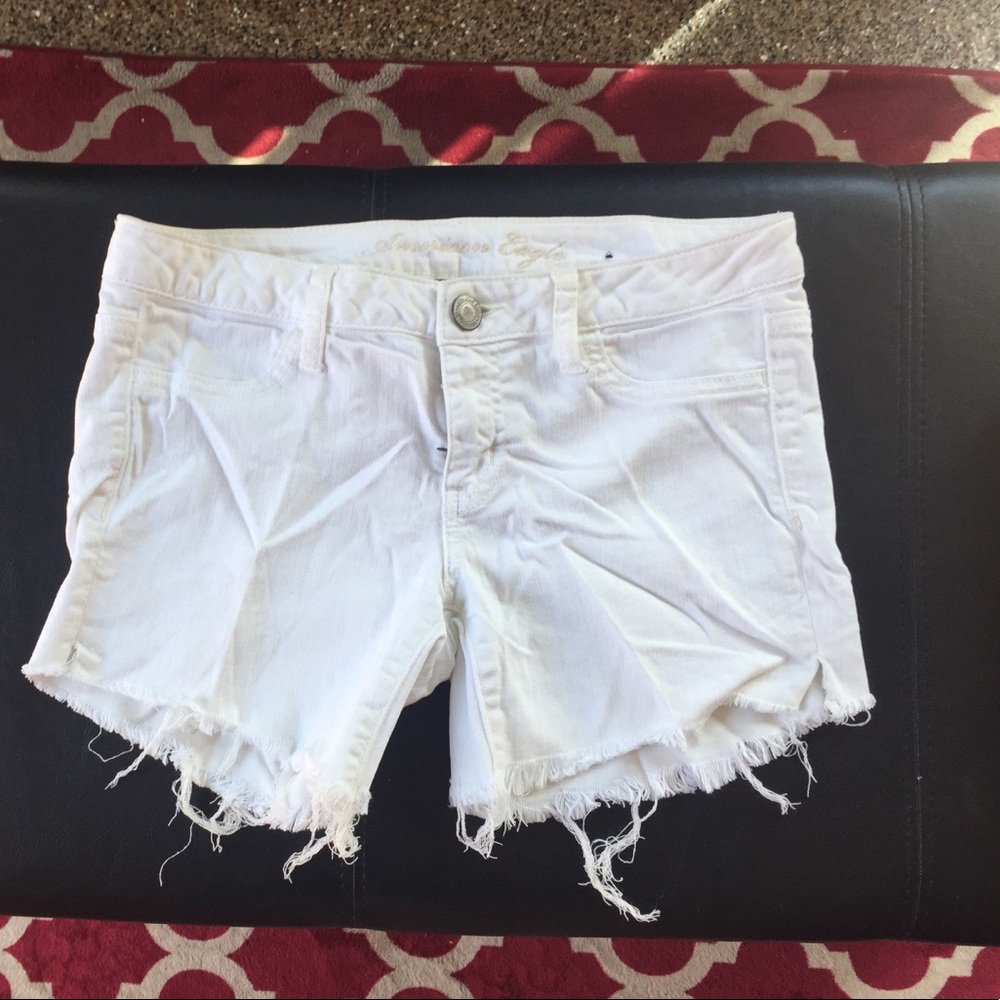 Sz 4 American eagle shorts