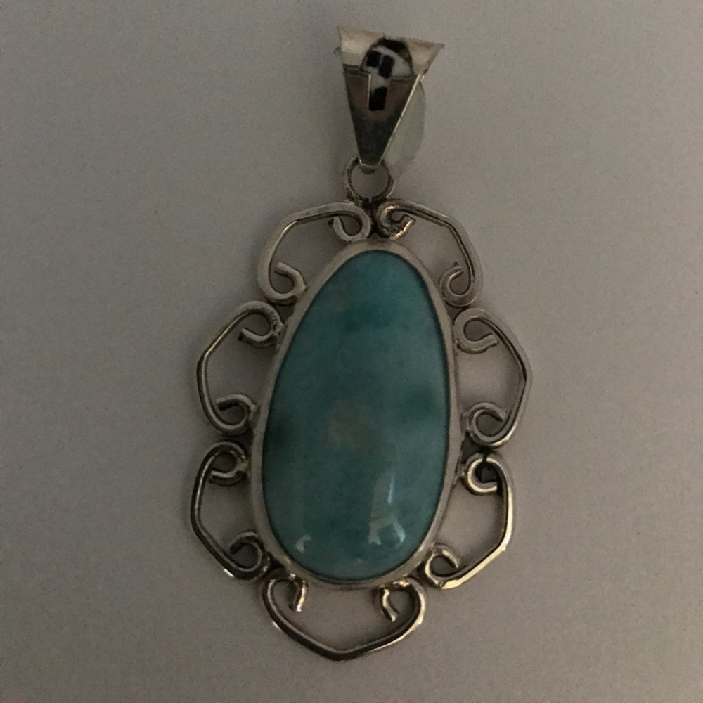 Necklace - Picture 6 of 8