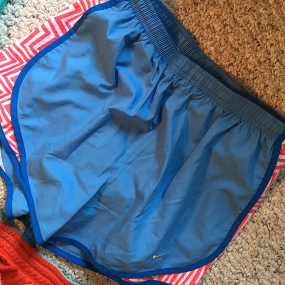 Nike shorts - Picture 4 of 5