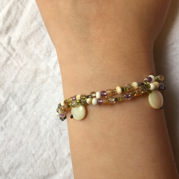 Necklace & Bracelet - White-Beige-Lavendar-Green - Picture 5 of 7