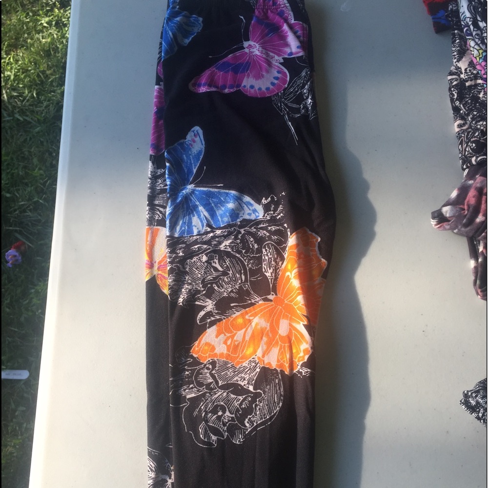Kids lg/xl butterfly leggings