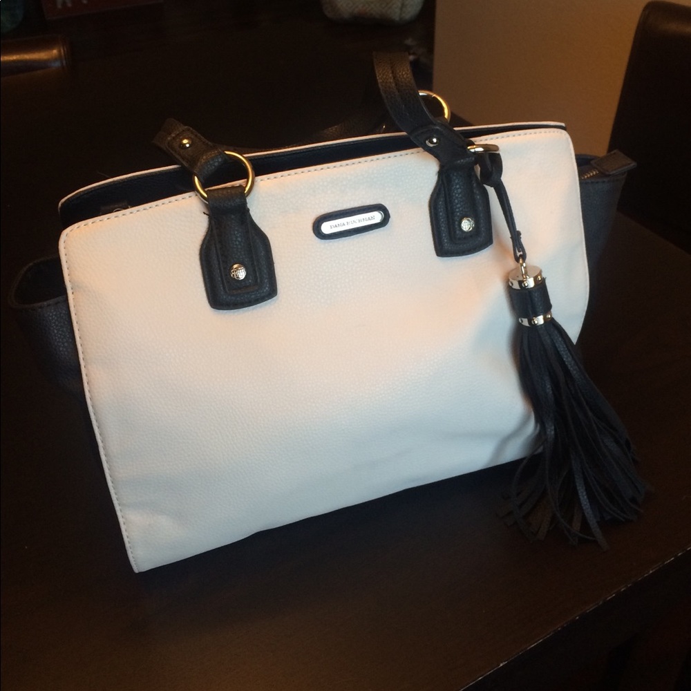 Dana Buchman Black and White Bag