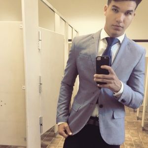 Meet your Posher, Caleb