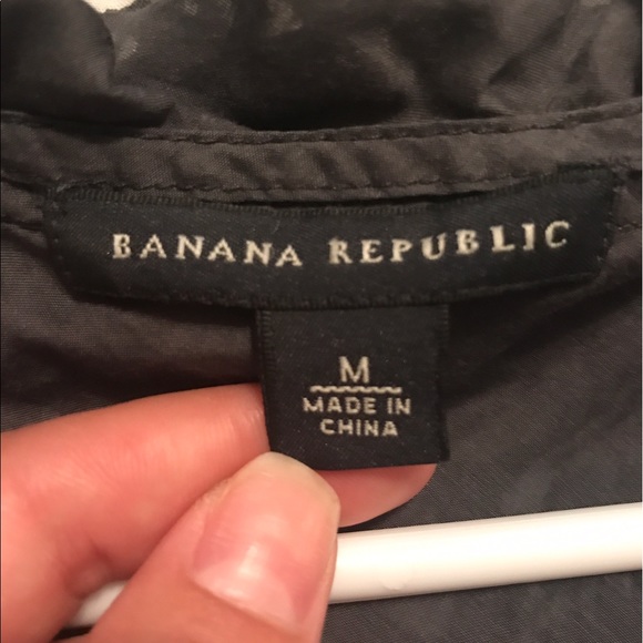 Banana Republic Ruffle Top - Picture 2 of 3