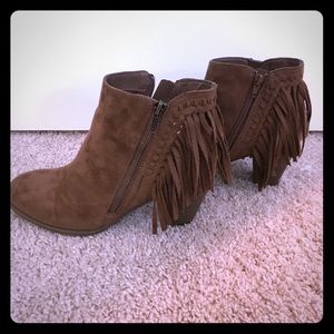 Indigo Road Camel booties with fringe
