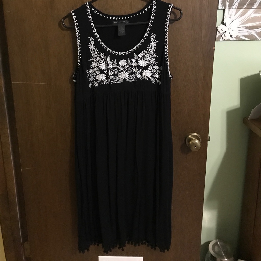 Cute little black dress 👗