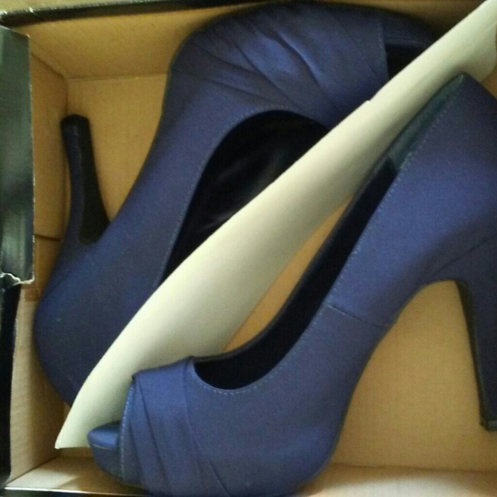 Navy blue chiffon heels
