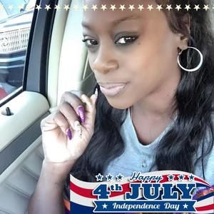 Meet your Posher, Tonya