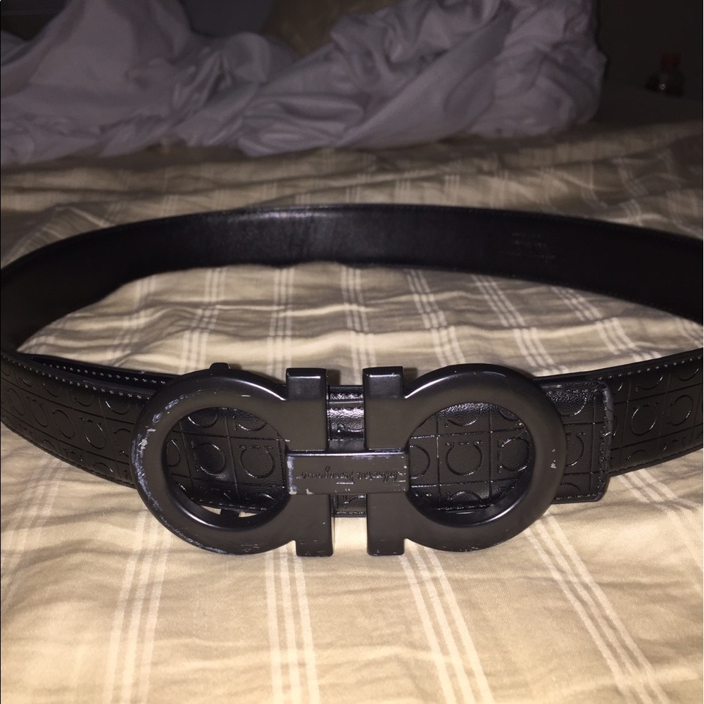Ferrigamo belt all black
