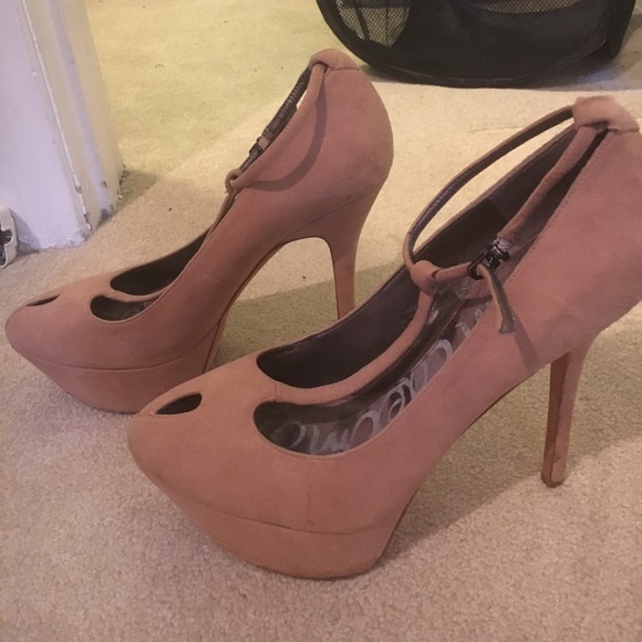 Sam Edelman Shoes - Sam Edelman T-Strap Nude Suede Platform Heels
