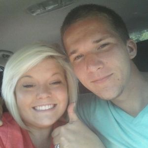 Meet your Posher, Derrick