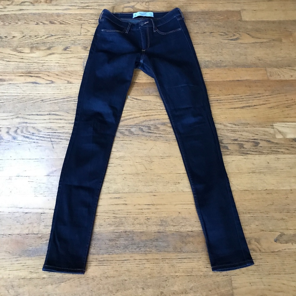 Abercrombie & Fitch jegging. Size 25x29 (0s)