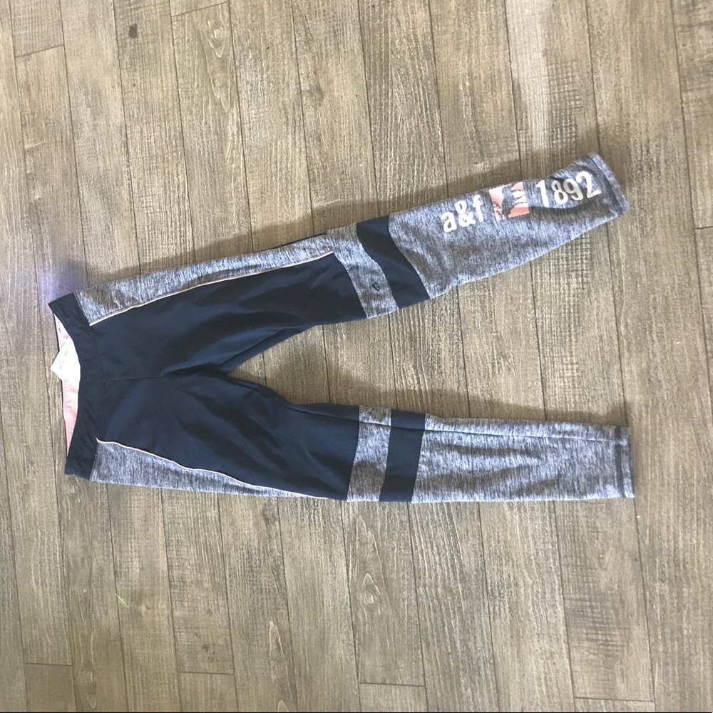 A&f sport leggings
