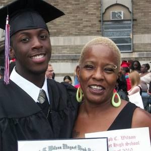 Meet your Posher, Joyce