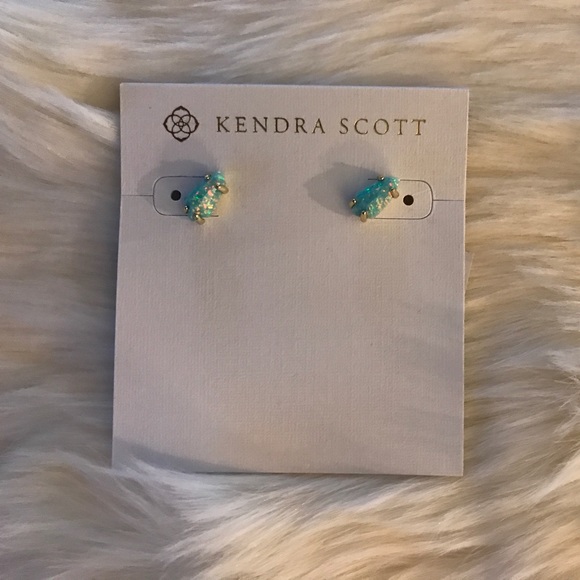 Kendra Scott Jewelry - Kendra Scott Jillian opal stud NWT