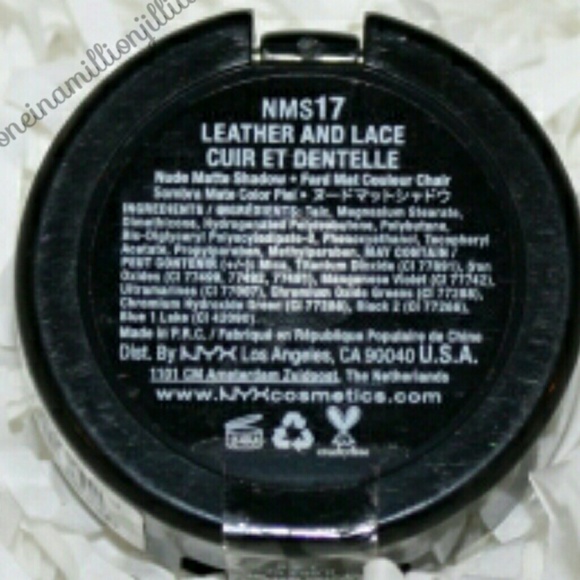 NYX Nude Matte EyeShadow Single - Leather & Lace - Picture 2 of 3