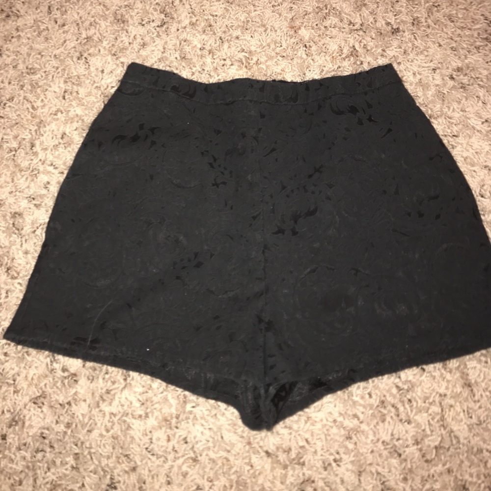 High waisted floral pattern black shorts