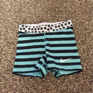 nike compression shorts