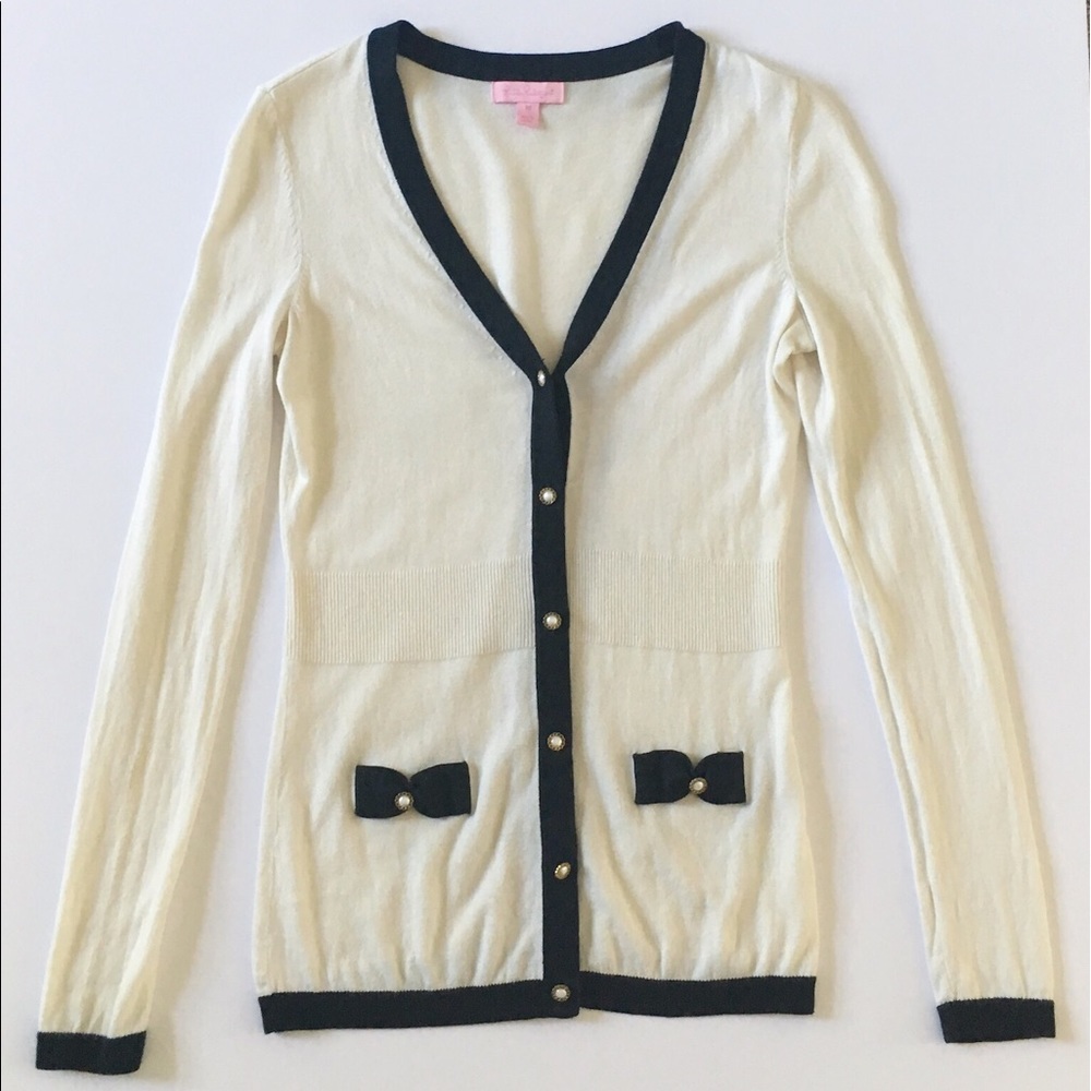 Beautiful XS cream sweater by Lilly Pulitzer
