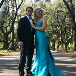 Meet your Posher, Brad